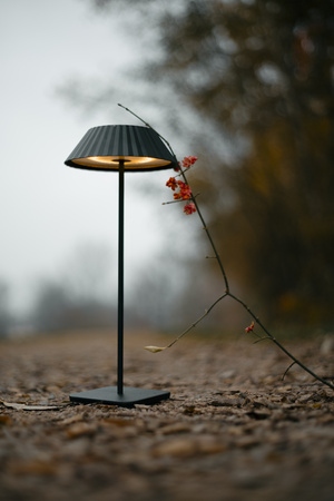 LAMPA STOŁOWA ZEWNĘTRZNA MAXLIGHT T0065 MUFFIN TAUPE IP44