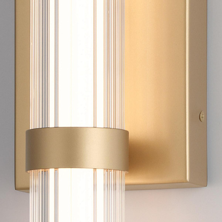 Średni kinkiet LED Fayton - Szczotkowane złoto (QN-FAYTON-M-BG) - Quintiesse