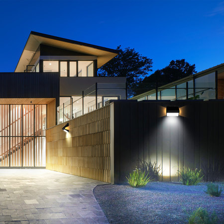 Lampka Solarna Butterfly Czarna 6,8W (EKO3881) - Eko-Light / z czujnikiem ruchu i zmierzchu