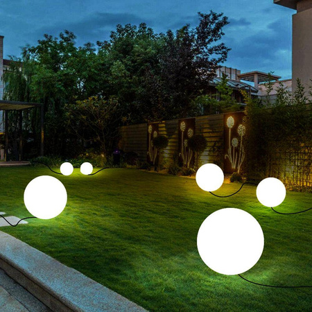 Biała lampa ogrodowa kula BALL 50 cm (ES-B050) - Step into Design