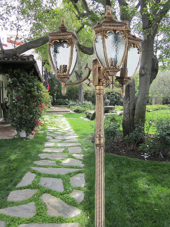 Lampa Stojąca Zew. Fleur Kol. Czarny (O414FL-03GB) - Maytoni