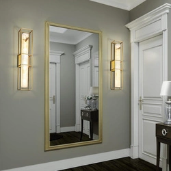 Duży kinkiet do przedpokoju Blakley z alabastrowym kloszem  Szczotkowane złoto (QN-BLAKLEY-L-BG) - Quintiesse