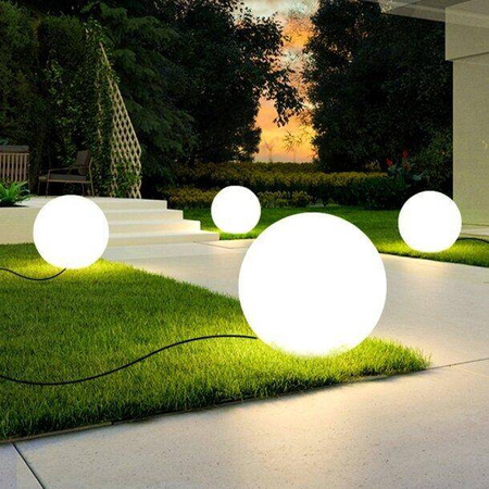 Biała lampa ogrodowa kula BALL 50 cm (ES-B050) - Step into Design