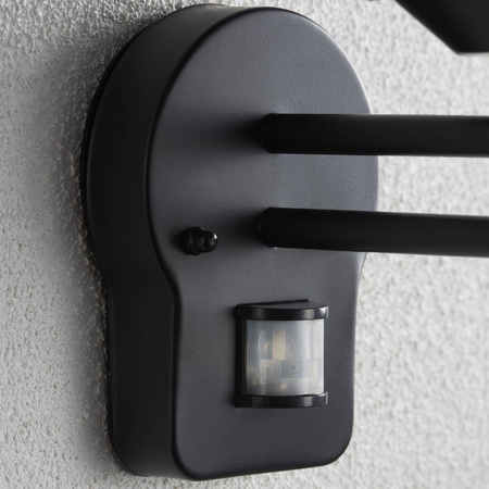 Kinkiet Inova PIR 1lt wall IP44 60W (49946) - Saxby