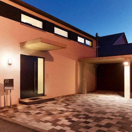 Oprawa 60W L 1 z czujnikiem czarna (ST650612) - Steinel