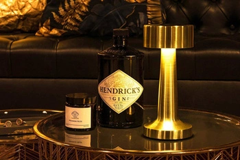 Lampa biurkowa LEE złota - wbudowana bateria, LED (LEE.GOLD) - King Home