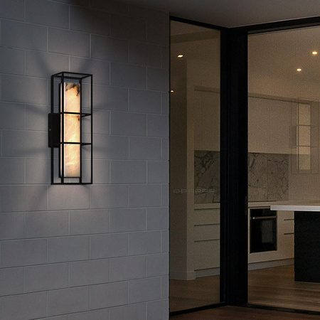 Duży kinkiet Blakley z alabastrowym kloszem Matowa czerń (QN-BLAKLEY-L-BK) - Quintiesse