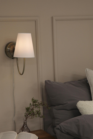 AMAR Wall Offwhite/Antique Brass (108908) Markslojd