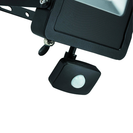 Naświetlacz zewnętrzny Surge PIR IP44 50W (78969) - Saxby
