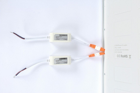 Panel LED PODTYNKOWY 59,5 cm X 59,5 cm 60W barwa ciepła 3000K PL-A02 - Syntron