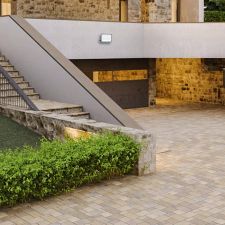 Naświetlacz Solarny Fokus 100W 1300lm 6000K (EKO9092) - Eko-Light