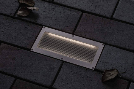 Oprawa dogruntowa Outdoor 230V Brick IP68 z czujnikiem ruchu 200x100 (PL94337) - PAULMANN