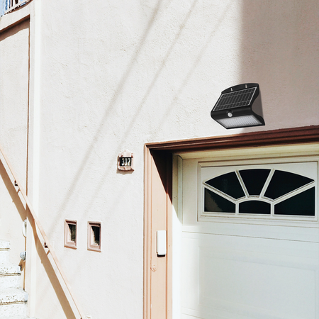 Lampka Solarna Butterfly Czarna 6,8W (EKO3881) - Eko-Light / z czujnikiem ruchu i zmierzchu