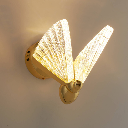 Lampa ścienna BEE LED złota 22 cm (ST-W0612-1B) - Step into Design